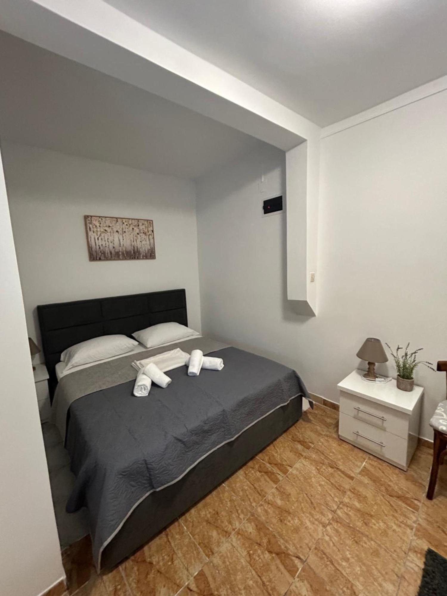 Annas Apartament Borsh