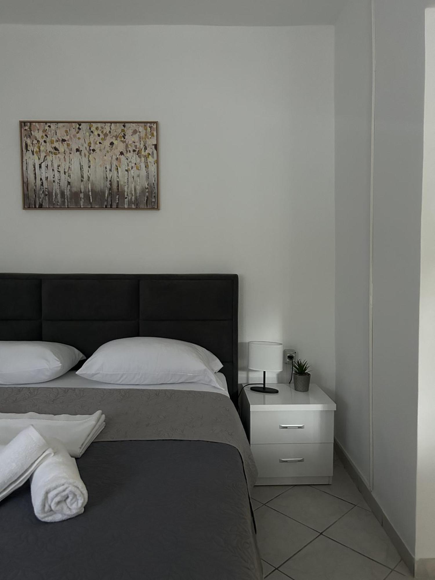 Annas Apartament Borsh